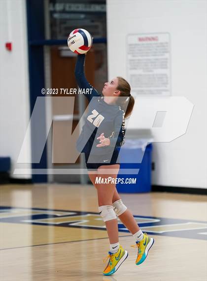 Thumbnail 2 in Plainfield @ Tri-West Hendricks photogallery.