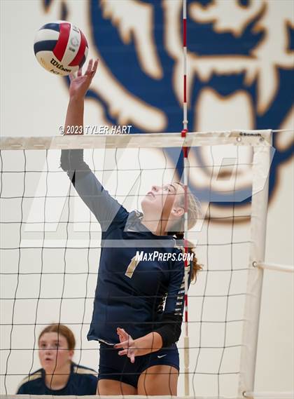 Thumbnail 2 in Plainfield @ Tri-West Hendricks photogallery.