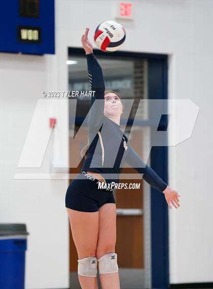 Thumbnail 2 in Plainfield @ Tri-West Hendricks photogallery.