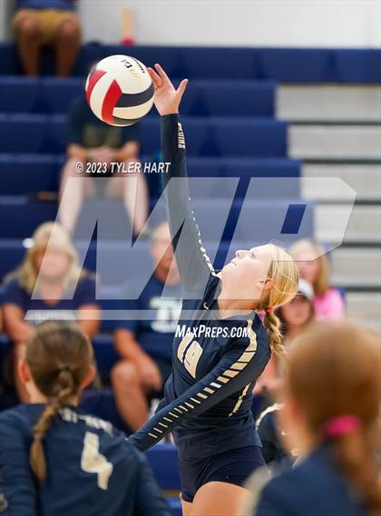 Thumbnail 1 in Plainfield @ Tri-West Hendricks photogallery.