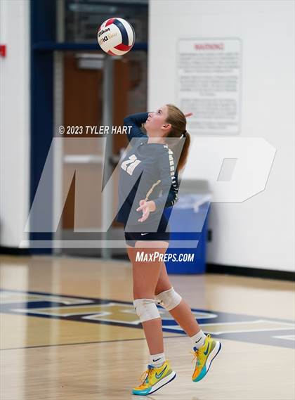 Thumbnail 1 in Plainfield @ Tri-West Hendricks photogallery.