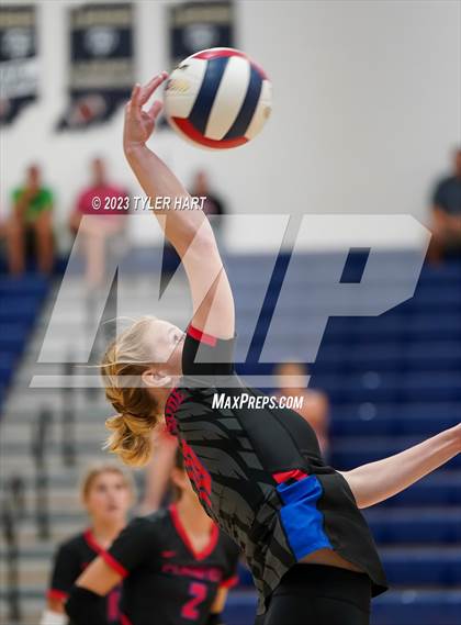 Thumbnail 1 in Plainfield @ Tri-West Hendricks photogallery.