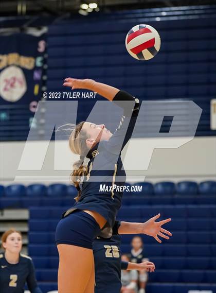 Thumbnail 2 in Plainfield @ Tri-West Hendricks photogallery.