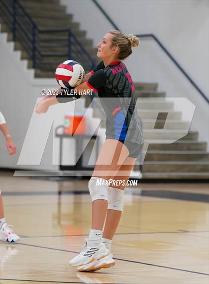 Thumbnail 1 in Plainfield @ Tri-West Hendricks photogallery.