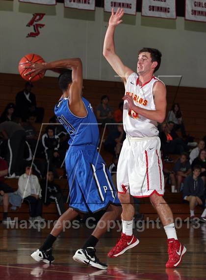 Thumbnail 2 in Diamond Ranch vs Mission Viejo (MaxPreps Holiday Classic) photogallery.