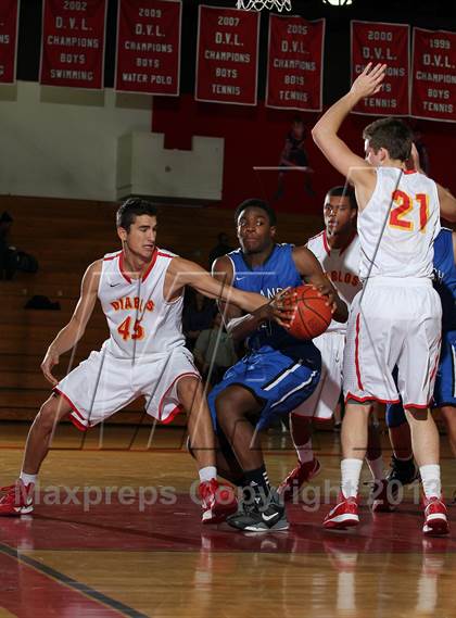 Thumbnail 1 in Diamond Ranch vs Mission Viejo (MaxPreps Holiday Classic) photogallery.