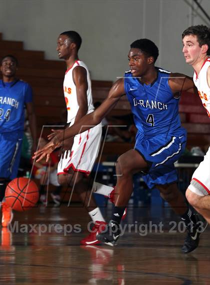 Thumbnail 3 in Diamond Ranch vs Mission Viejo (MaxPreps Holiday Classic) photogallery.