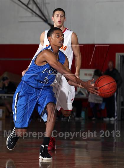 Thumbnail 1 in Diamond Ranch vs Mission Viejo (MaxPreps Holiday Classic) photogallery.