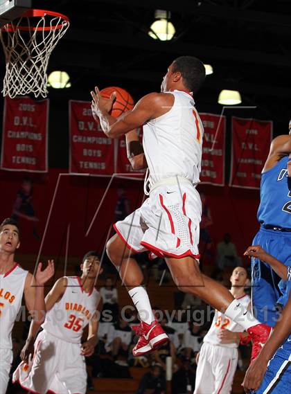 Thumbnail 3 in Diamond Ranch vs Mission Viejo (MaxPreps Holiday Classic) photogallery.