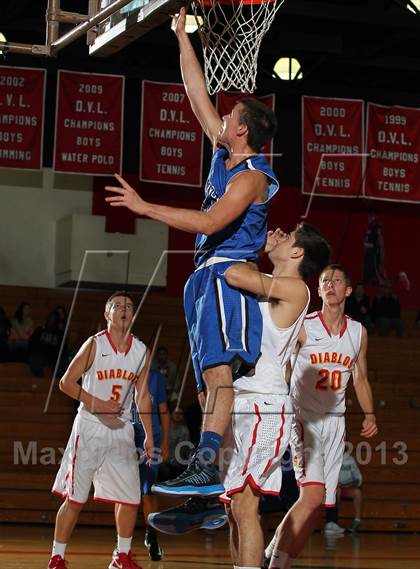 Thumbnail 3 in Diamond Ranch vs Mission Viejo (MaxPreps Holiday Classic) photogallery.