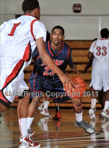 Thumbnail 2 in Etiwanda vs. Colony (APU Shootout) photogallery.