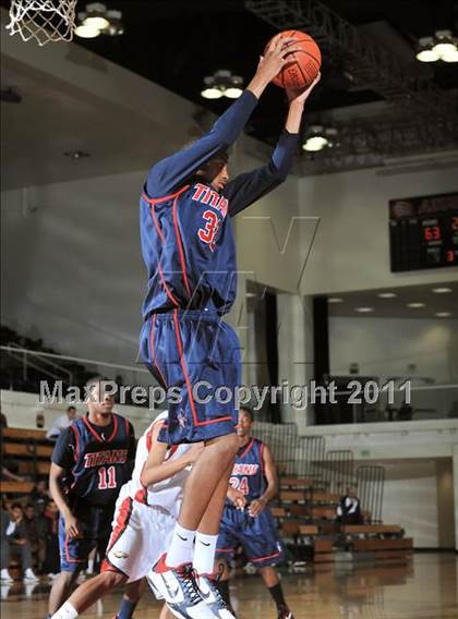 Thumbnail 1 in Etiwanda vs. Colony (APU Shootout) photogallery.