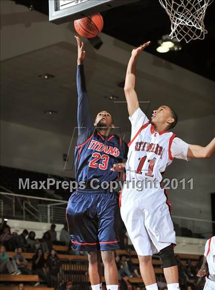 Thumbnail 2 in Etiwanda vs. Colony (APU Shootout) photogallery.