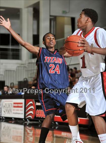 Thumbnail 2 in Etiwanda vs. Colony (APU Shootout) photogallery.