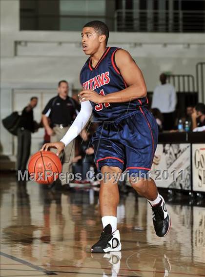 Thumbnail 3 in Etiwanda vs. Colony (APU Shootout) photogallery.