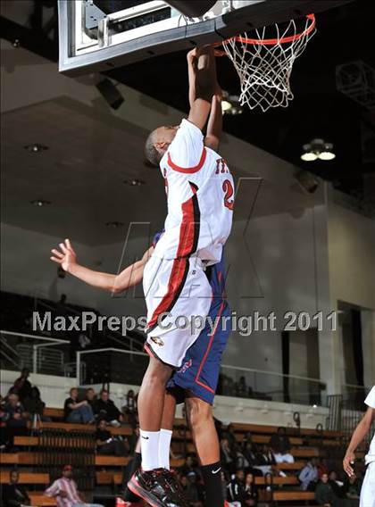 Thumbnail 2 in Etiwanda vs. Colony (APU Shootout) photogallery.