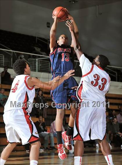 Thumbnail 3 in Etiwanda vs. Colony (APU Shootout) photogallery.