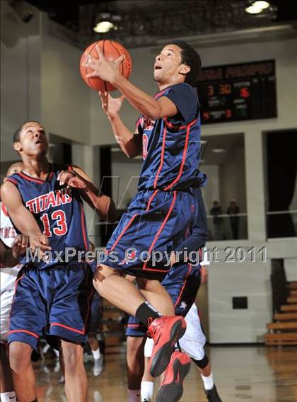 Thumbnail 3 in Etiwanda vs. Colony (APU Shootout) photogallery.