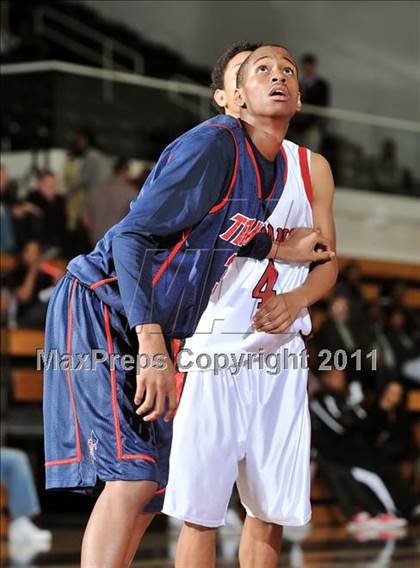 Thumbnail 3 in Etiwanda vs. Colony (APU Shootout) photogallery.
