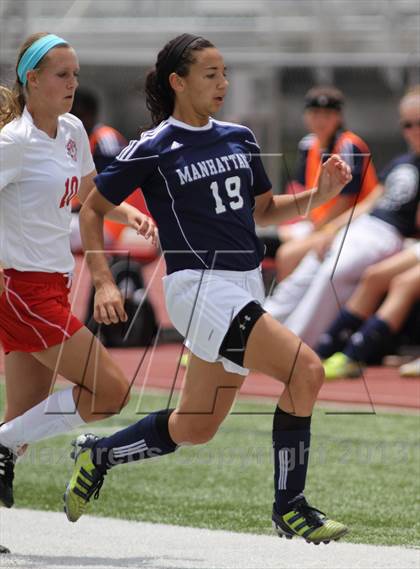 Thumbnail 1 in Manhattan vs Maize (KSHSAA 6A Third Place Match) photogallery.