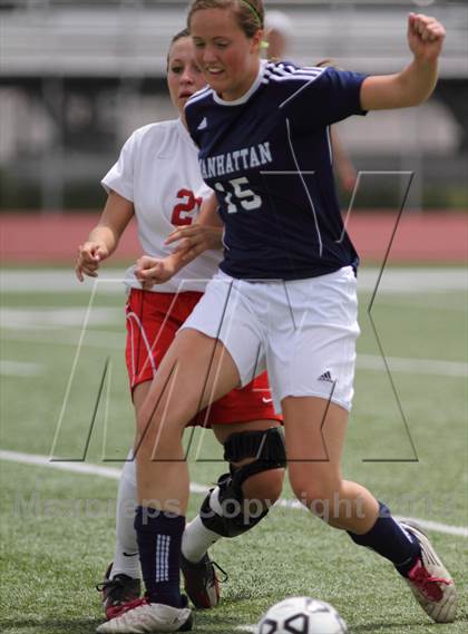 Thumbnail 3 in Manhattan vs Maize (KSHSAA 6A Third Place Match) photogallery.