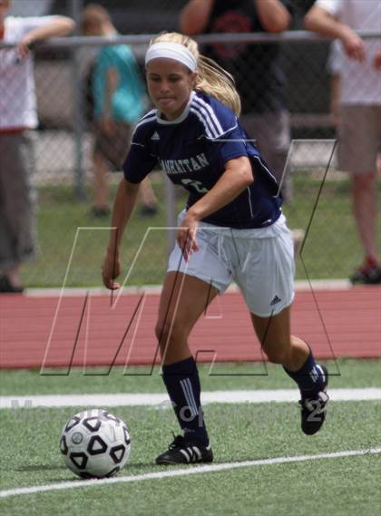 Thumbnail 2 in Manhattan vs Maize (KSHSAA 6A Third Place Match) photogallery.