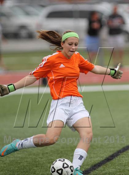 Thumbnail 2 in Manhattan vs Maize (KSHSAA 6A Third Place Match) photogallery.