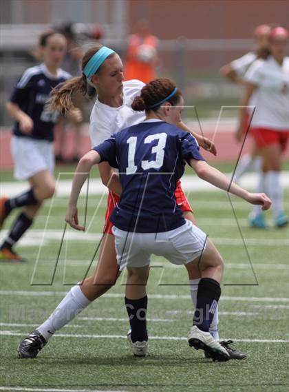 Thumbnail 2 in Manhattan vs Maize (KSHSAA 6A Third Place Match) photogallery.