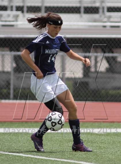 Thumbnail 3 in Manhattan vs Maize (KSHSAA 6A Third Place Match) photogallery.