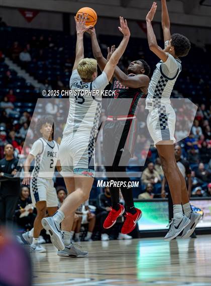 Thumbnail 1 in PACE ACADEMY vs. NORTH OCONEE (GHSA 4A FINALS) photogallery.