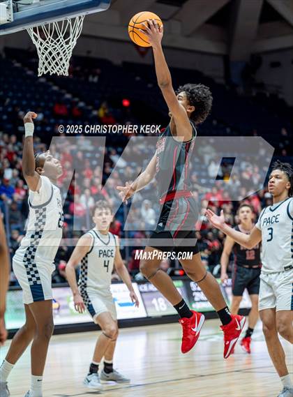 Thumbnail 1 in PACE ACADEMY vs. NORTH OCONEE (GHSA 4A FINALS) photogallery.