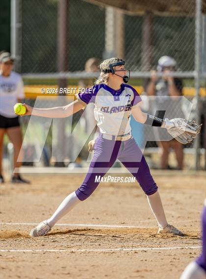 Thumbnail 3 in Grand Island vs Lincoln Southeast (HAC Tournament) photogallery.