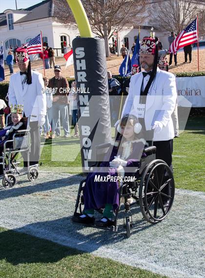Thumbnail 3 in North Carolina vs. South Carolina (Shrine Bowl) photogallery.