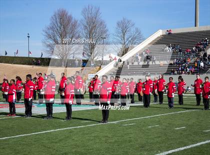 Thumbnail 3 in North Carolina vs. South Carolina (Shrine Bowl) photogallery.