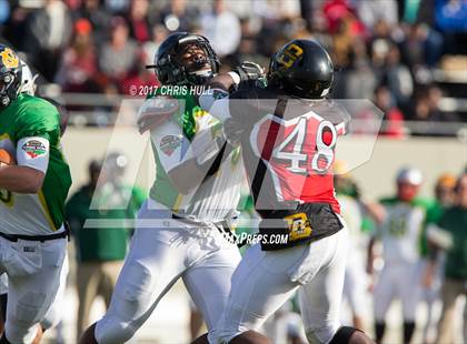 Thumbnail 3 in North Carolina vs. South Carolina (Shrine Bowl) photogallery.