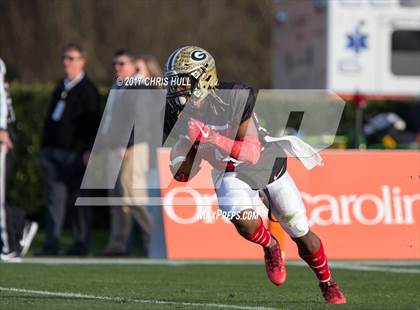 Thumbnail 3 in North Carolina vs. South Carolina (Shrine Bowl) photogallery.