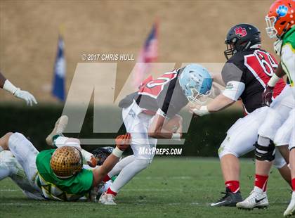 Thumbnail 2 in North Carolina vs. South Carolina (Shrine Bowl) photogallery.