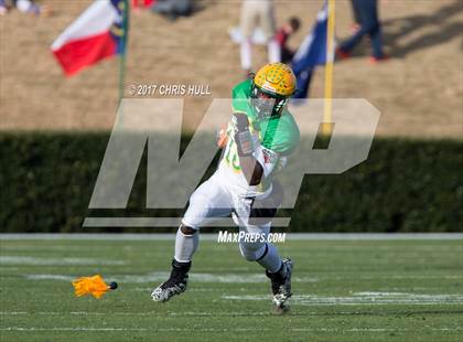 Thumbnail 1 in North Carolina vs. South Carolina (Shrine Bowl) photogallery.