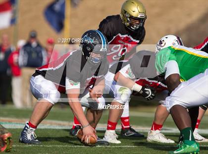 Thumbnail 2 in North Carolina vs. South Carolina (Shrine Bowl) photogallery.
