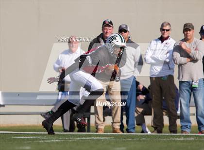 Thumbnail 2 in North Carolina vs. South Carolina (Shrine Bowl) photogallery.
