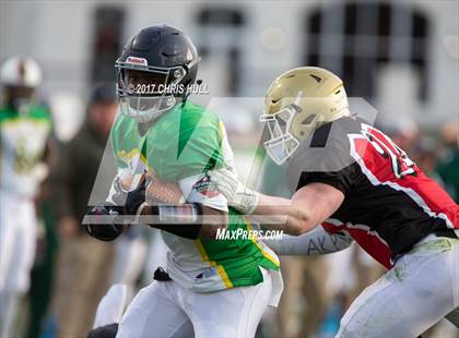 Thumbnail 2 in North Carolina vs. South Carolina (Shrine Bowl) photogallery.