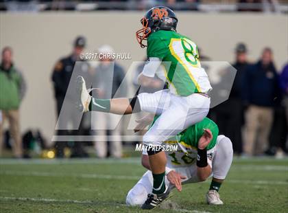 Thumbnail 1 in North Carolina vs. South Carolina (Shrine Bowl) photogallery.