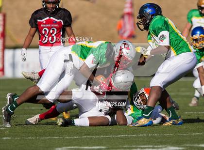 Thumbnail 1 in North Carolina vs. South Carolina (Shrine Bowl) photogallery.