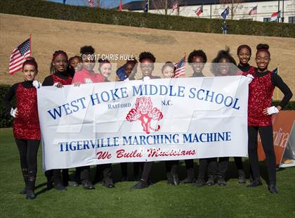 Thumbnail 1 in North Carolina vs. South Carolina (Shrine Bowl) photogallery.