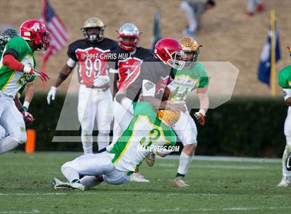 Thumbnail 2 in North Carolina vs. South Carolina (Shrine Bowl) photogallery.