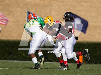 Thumbnail 3 in North Carolina vs. South Carolina (Shrine Bowl) photogallery.