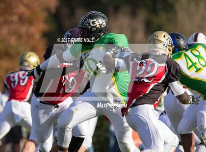 Thumbnail 1 in North Carolina vs. South Carolina (Shrine Bowl) photogallery.