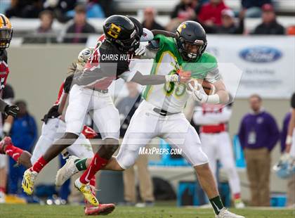 Thumbnail 2 in North Carolina vs. South Carolina (Shrine Bowl) photogallery.