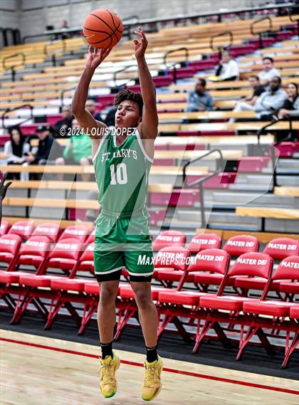Thumbnail 3 in Crean Lutheran @ St. Mary's (Nike Extravaganza) photogallery.