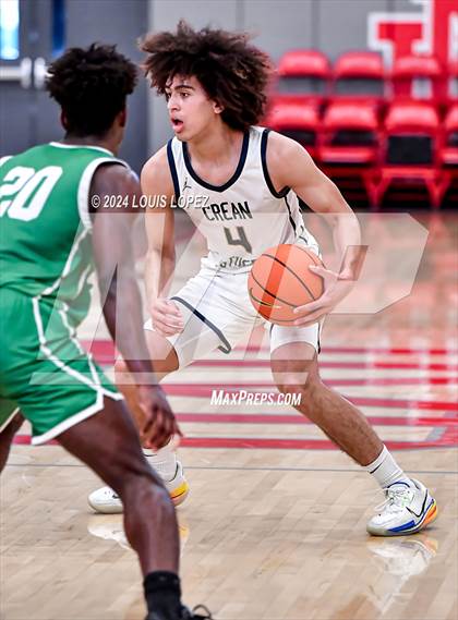 Thumbnail 3 in Crean Lutheran @ St. Mary's (Nike Extravaganza) photogallery.